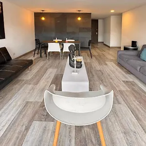  Apartamento Amplio Iluminado Comodo, 3 Internet